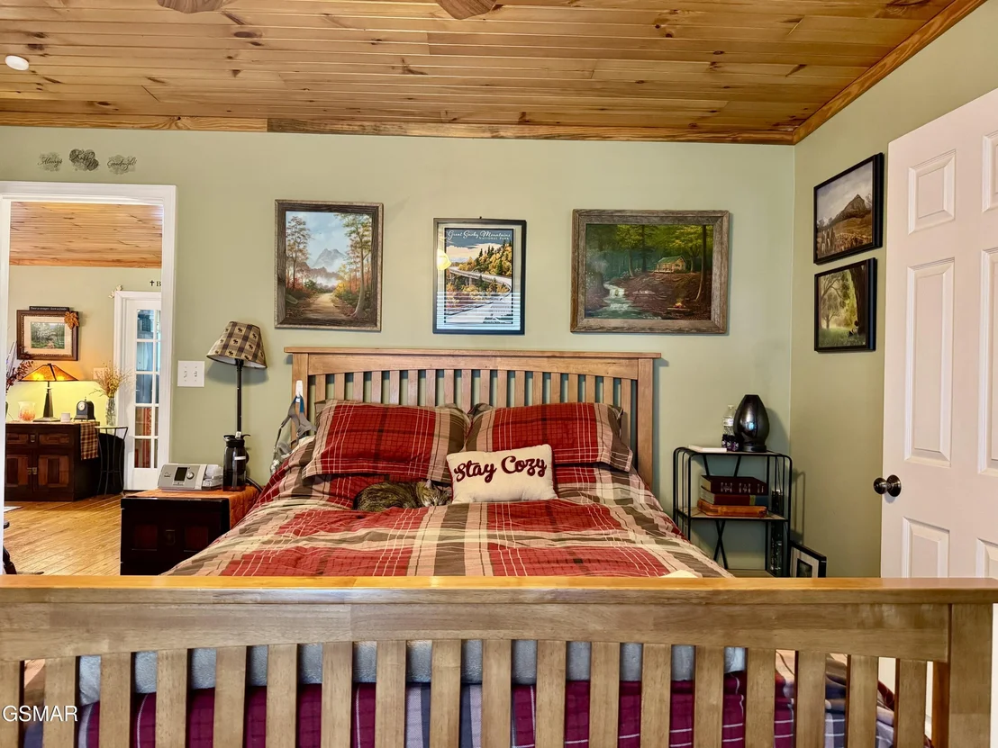 Photo of 401 Mountain Thrush Drive