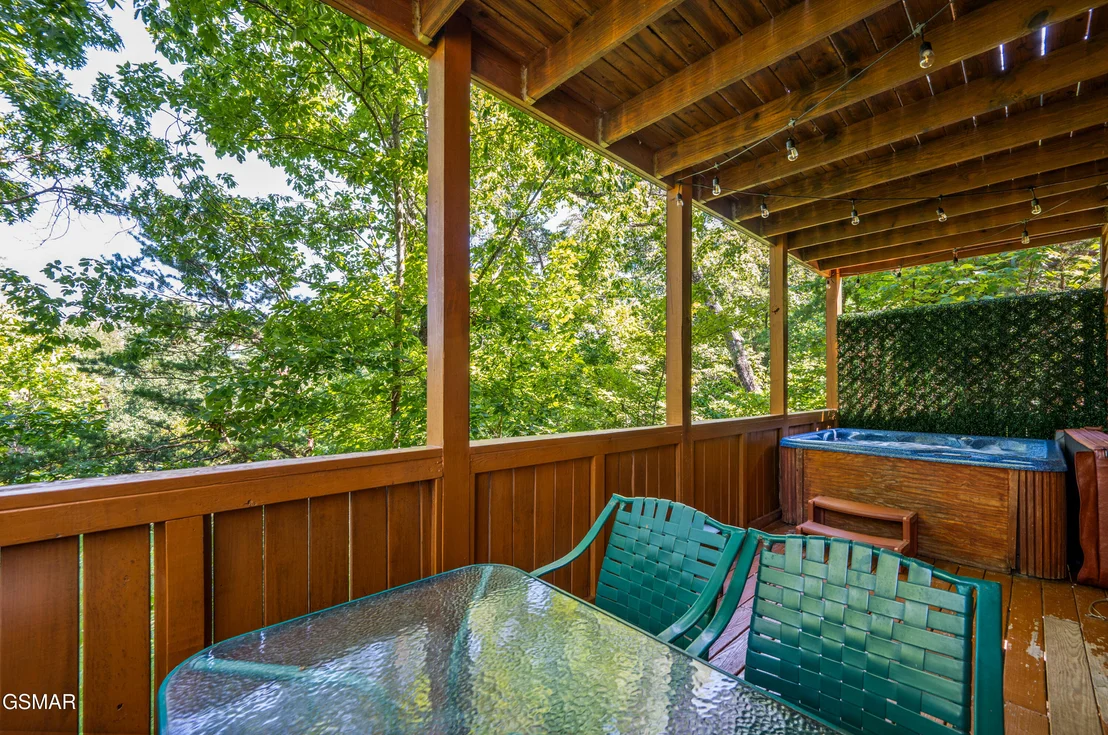 Photo of 737 Chickasaw Gap Way