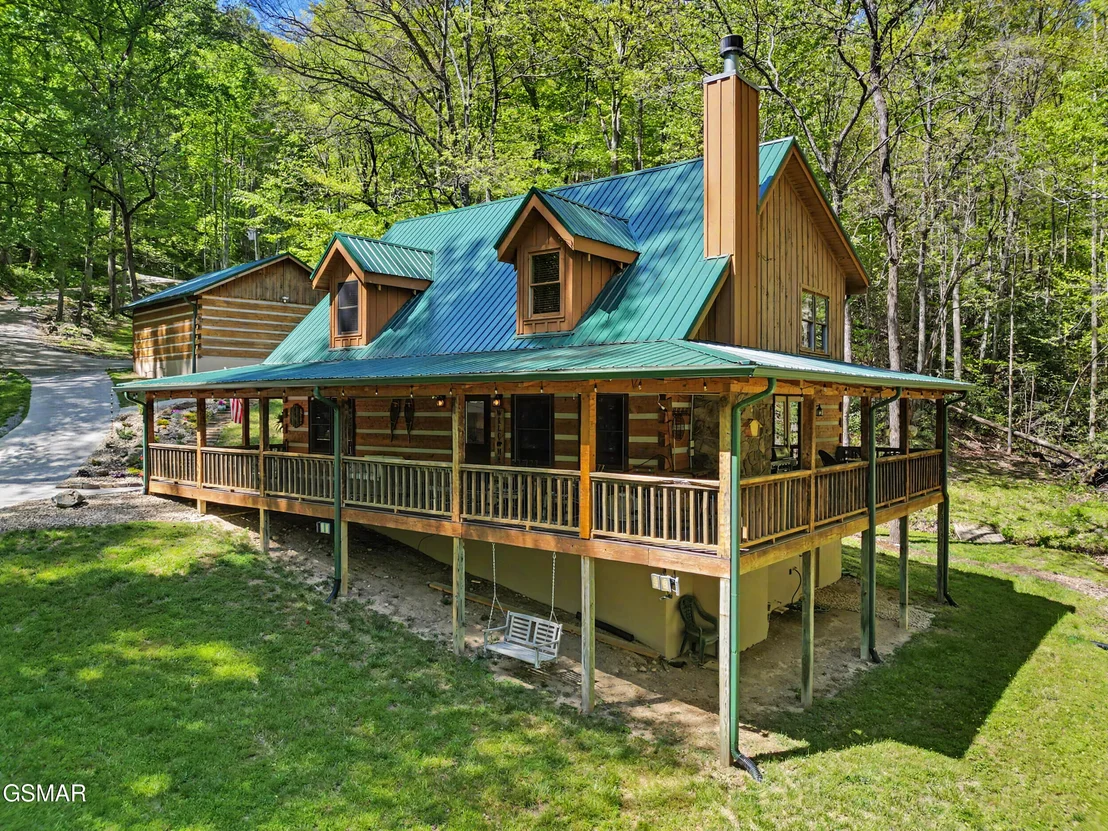 Photo of 1053 Big Buck Trail