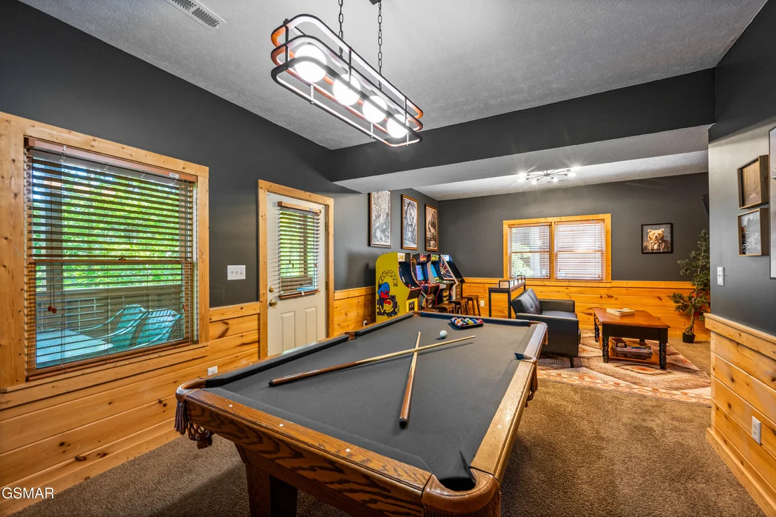 Photo of 737 Chickasaw Gap Way