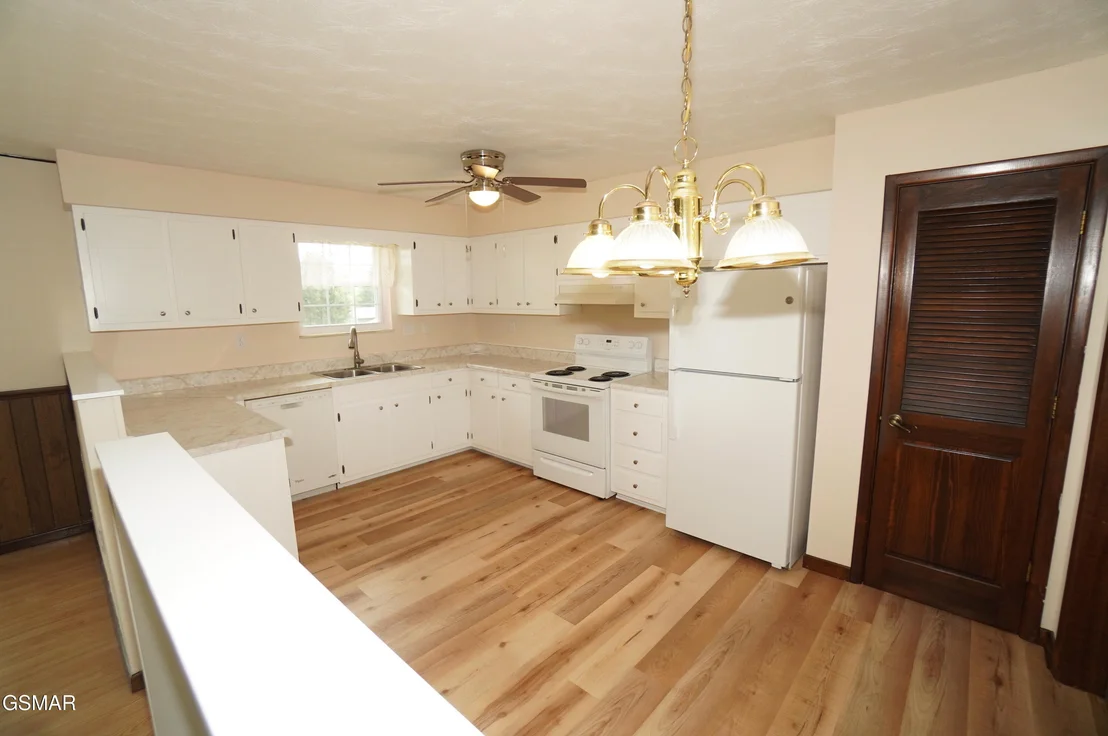 Photo of 633 Shaver Drive
