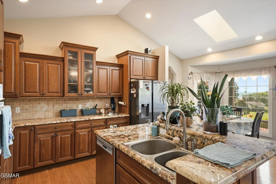 Photo of 849 Pinnacle Drive