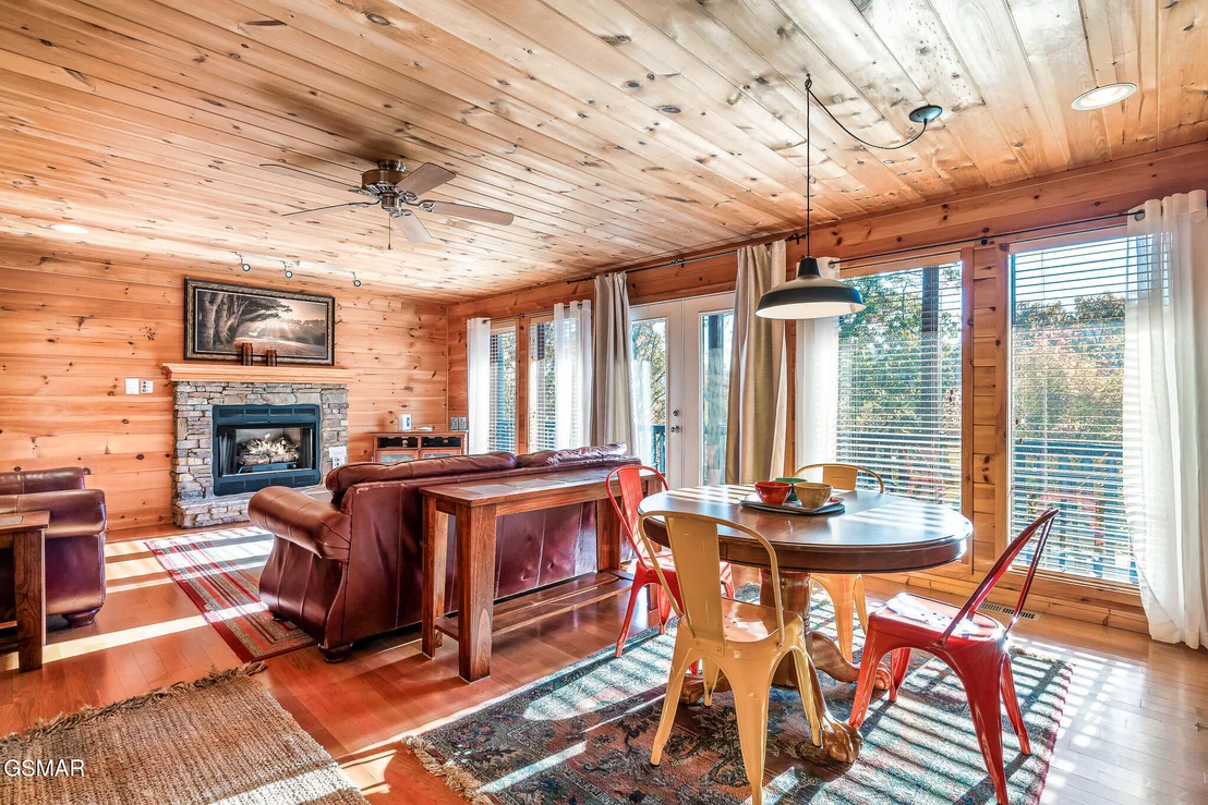 Photo of 2607 Sunset Circle