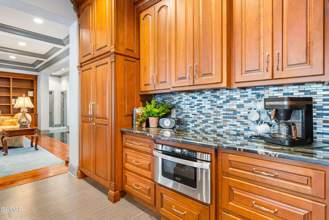 Photo of 2399 McCleary Road