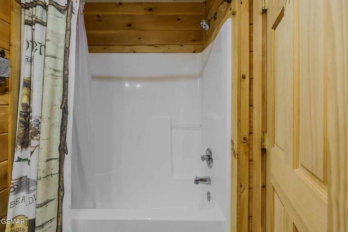 Photo of 1554 Bear Valley Road