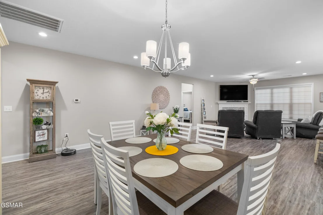 Photo of 2221 Boulder Crest Lane