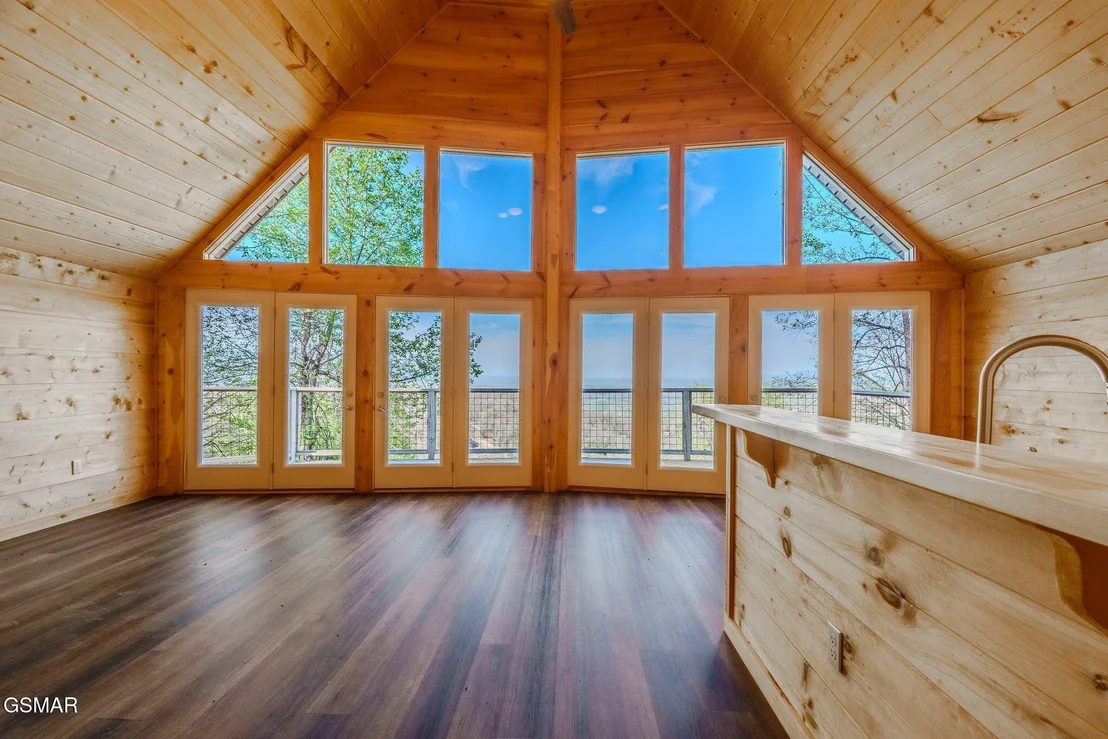 Photo of 2821 Overholt Trail
