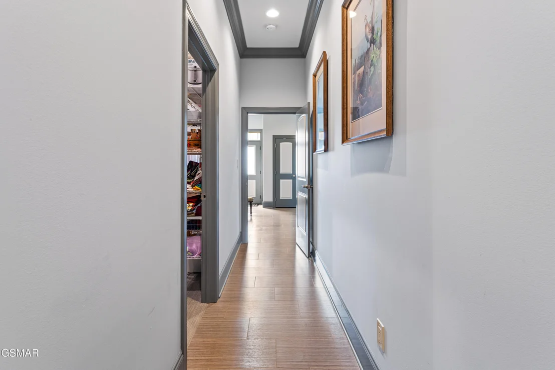Photo of 2399 McCleary Road