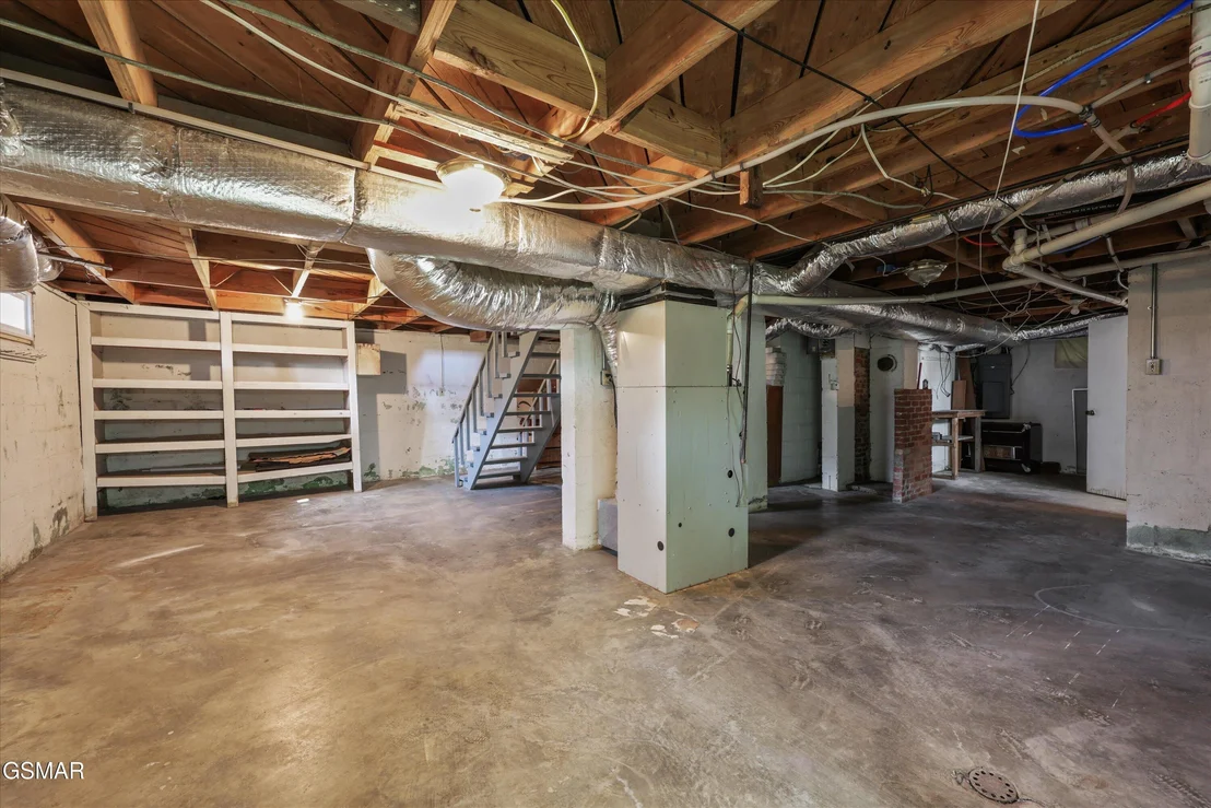 Photo of 1356 Bluegrass Road
