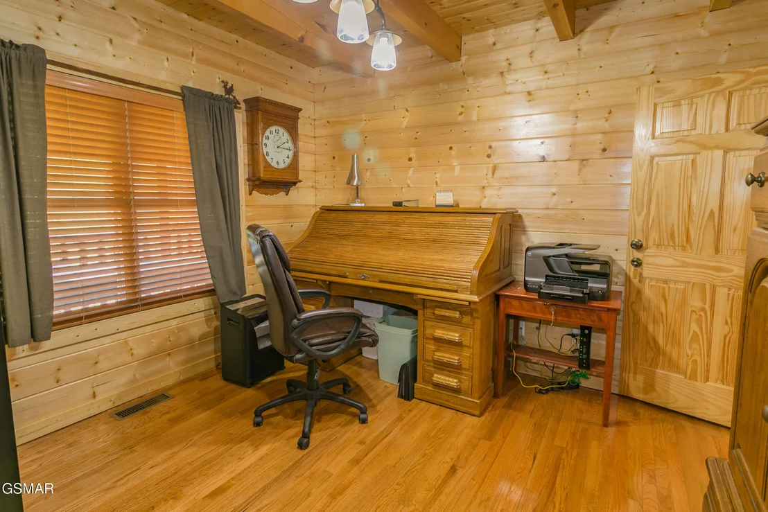 Photo of 3385 Clear Valley Drive
