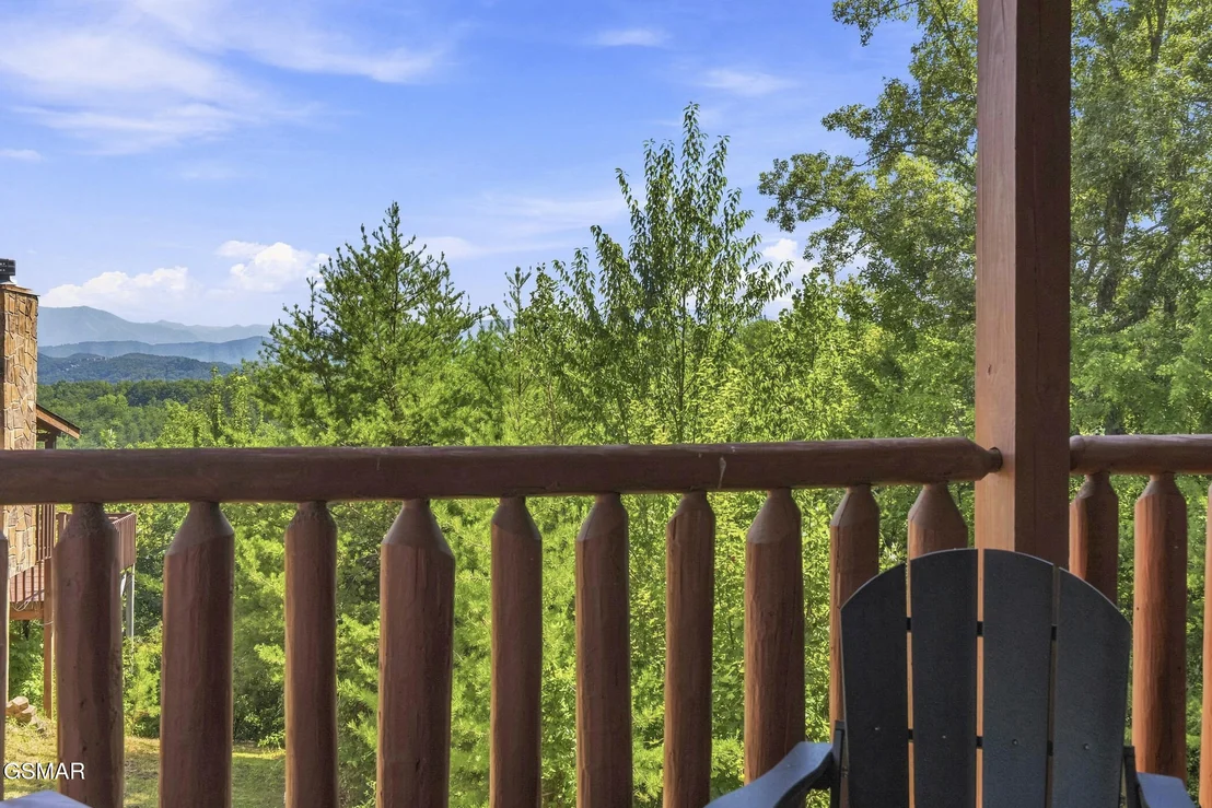 Photo of 1713 Bear View Road