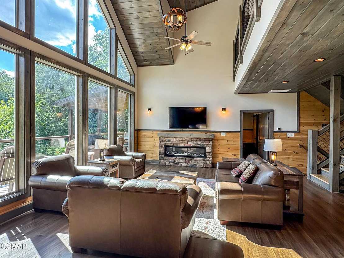 Photo of 3036 Cloudburst Drive