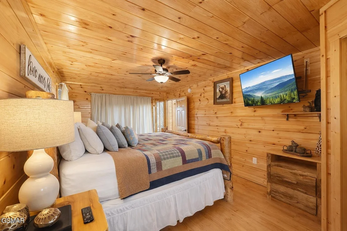 Photo of 2251 Red Bud Road