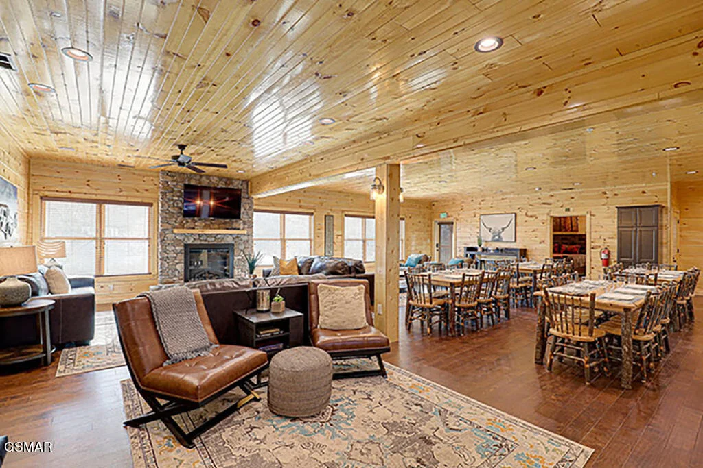 Photo of 3227 Mayes Loop Road