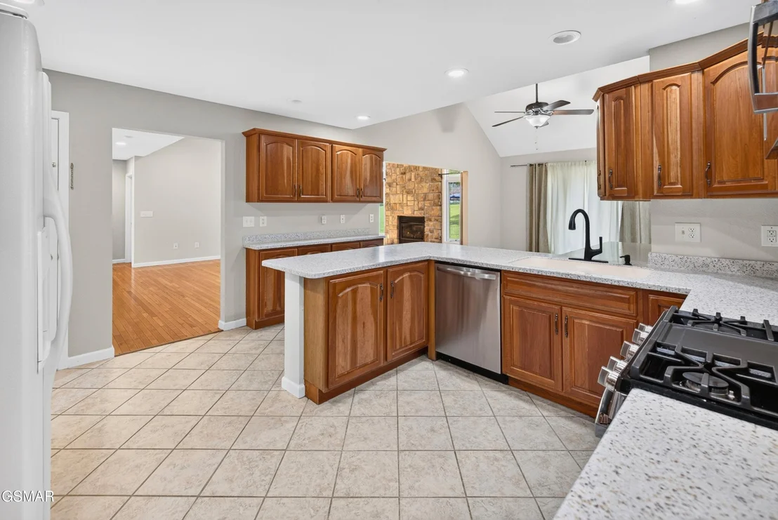 Photo of 219 Sullivan Pointe