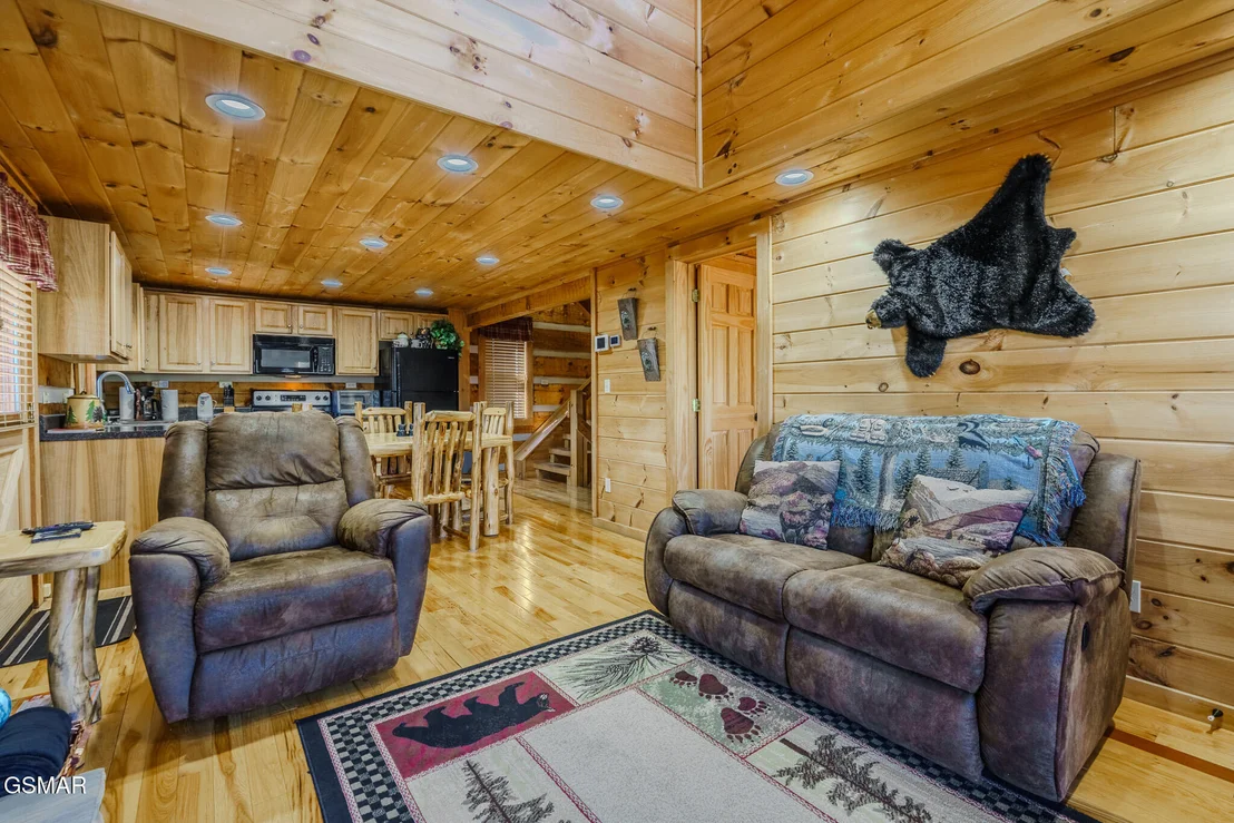 Photo of 1554 Bear Valley Road