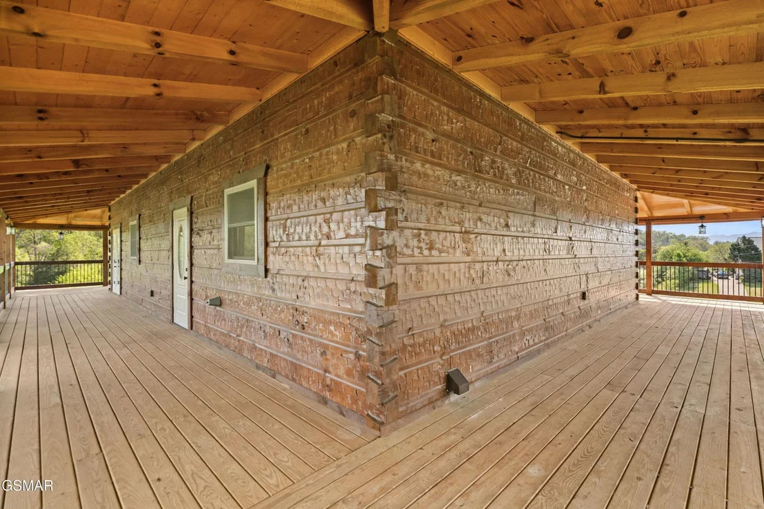 Photo of 102 Golf View Boulevard