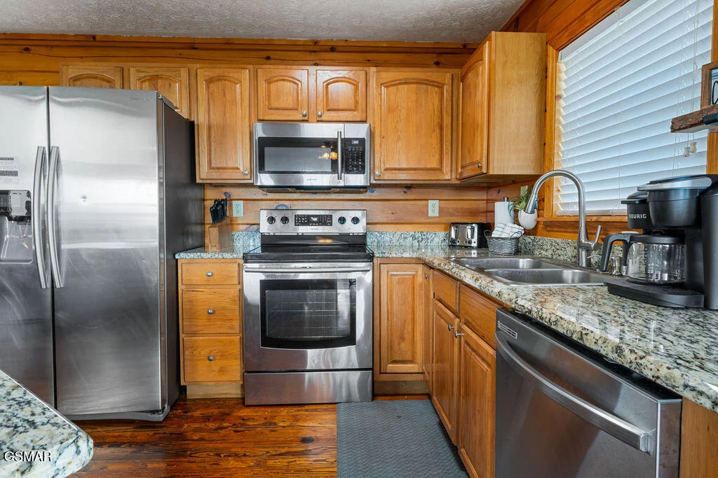 Photo of 1582 Bears Den Way