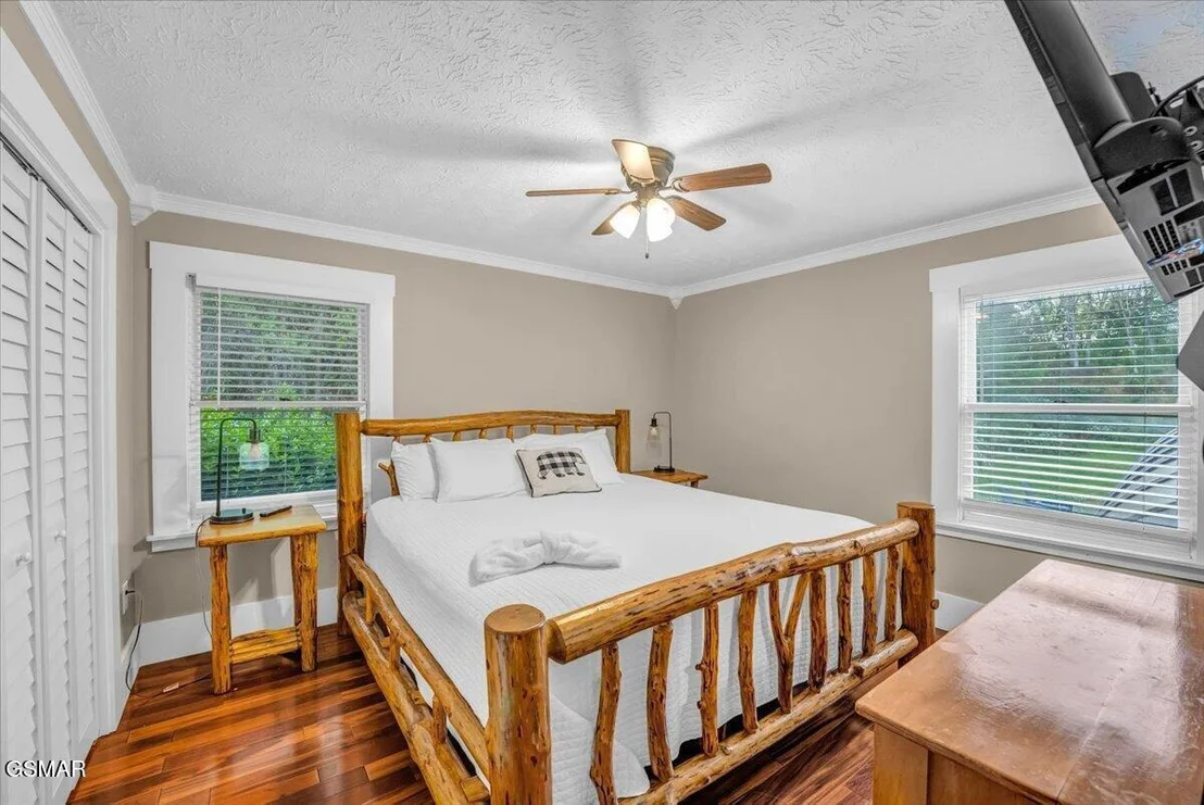Photo of 1463 Red Cedar Lane