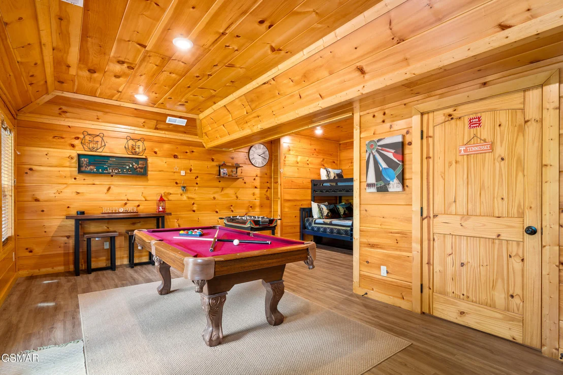 Photo of 1533 Bear Valley Road