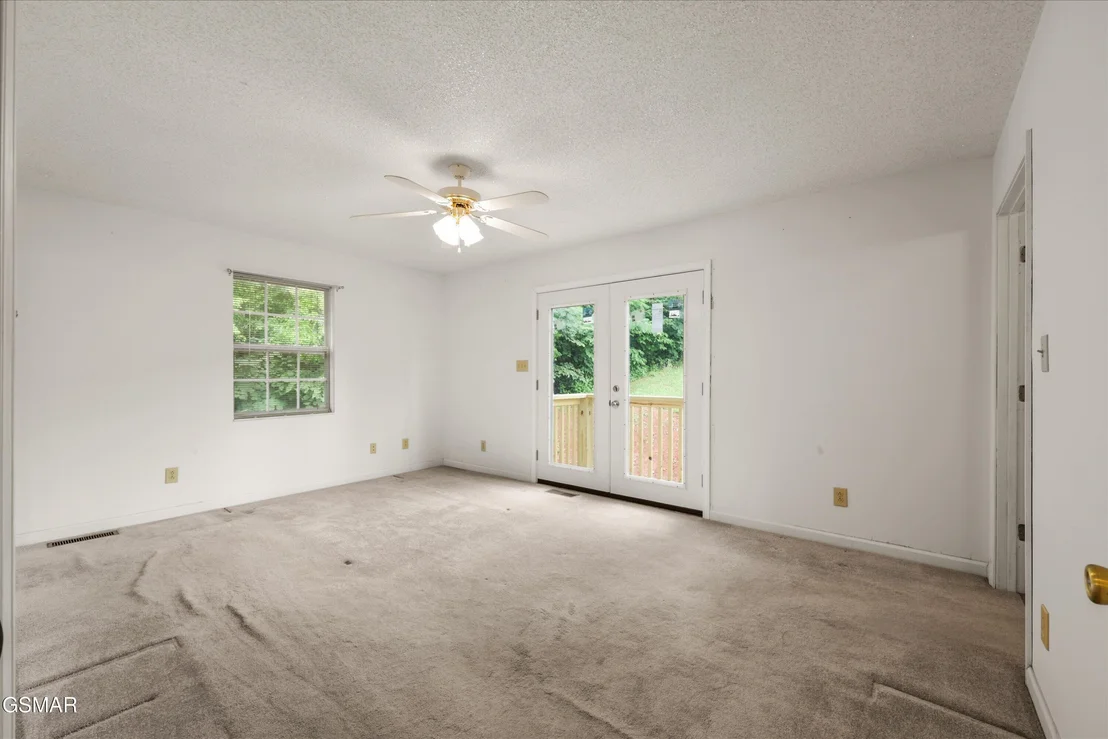 Photo of 632 Mountain View Drive