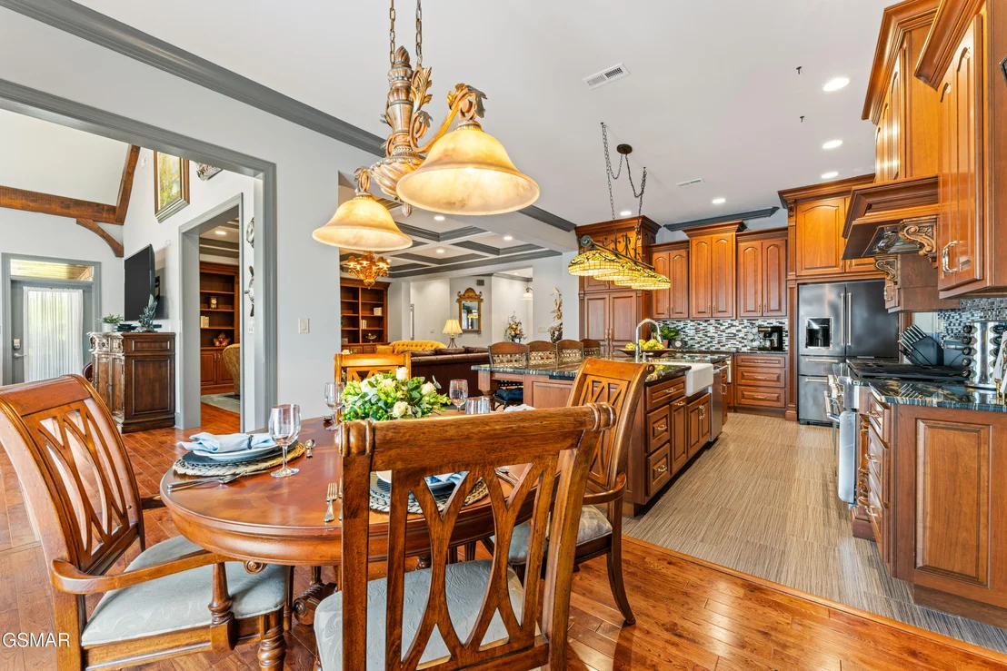 Photo of 2399 McCleary Road