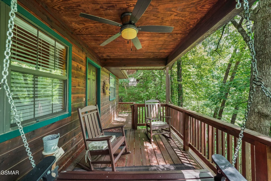 Photo of 615 Iron Mountain Road