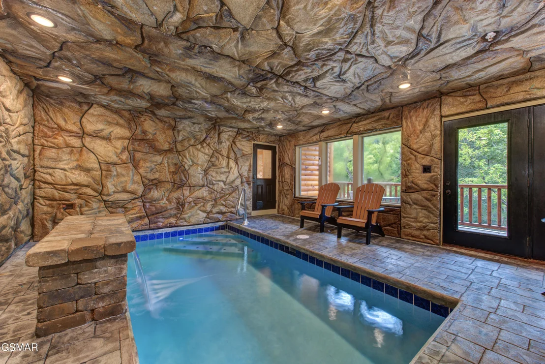 Photo of 1717 Summit View Way