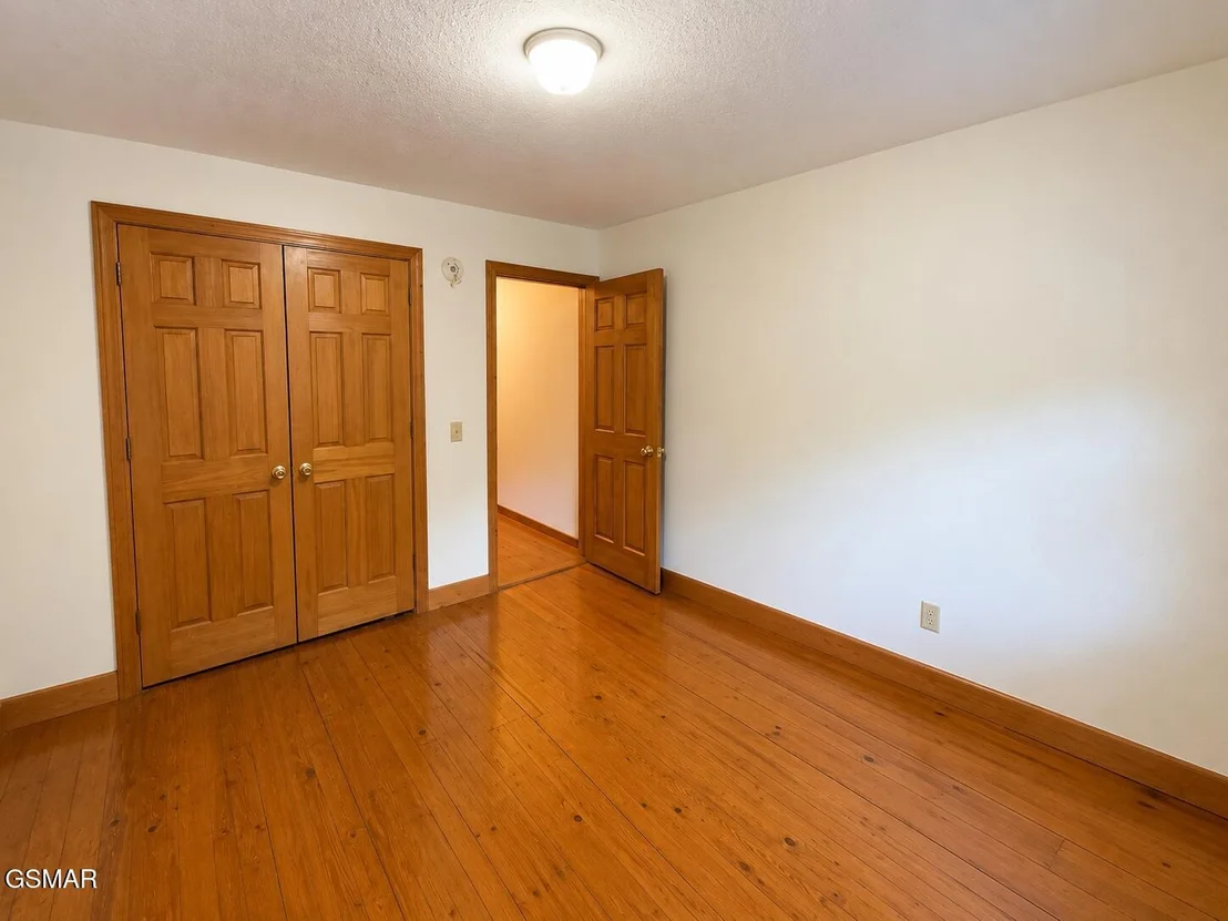 Photo of 1839 Jayell Road