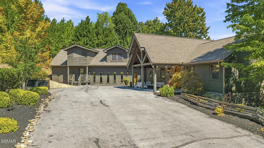 Photo of 2837 Cedar Falls Way