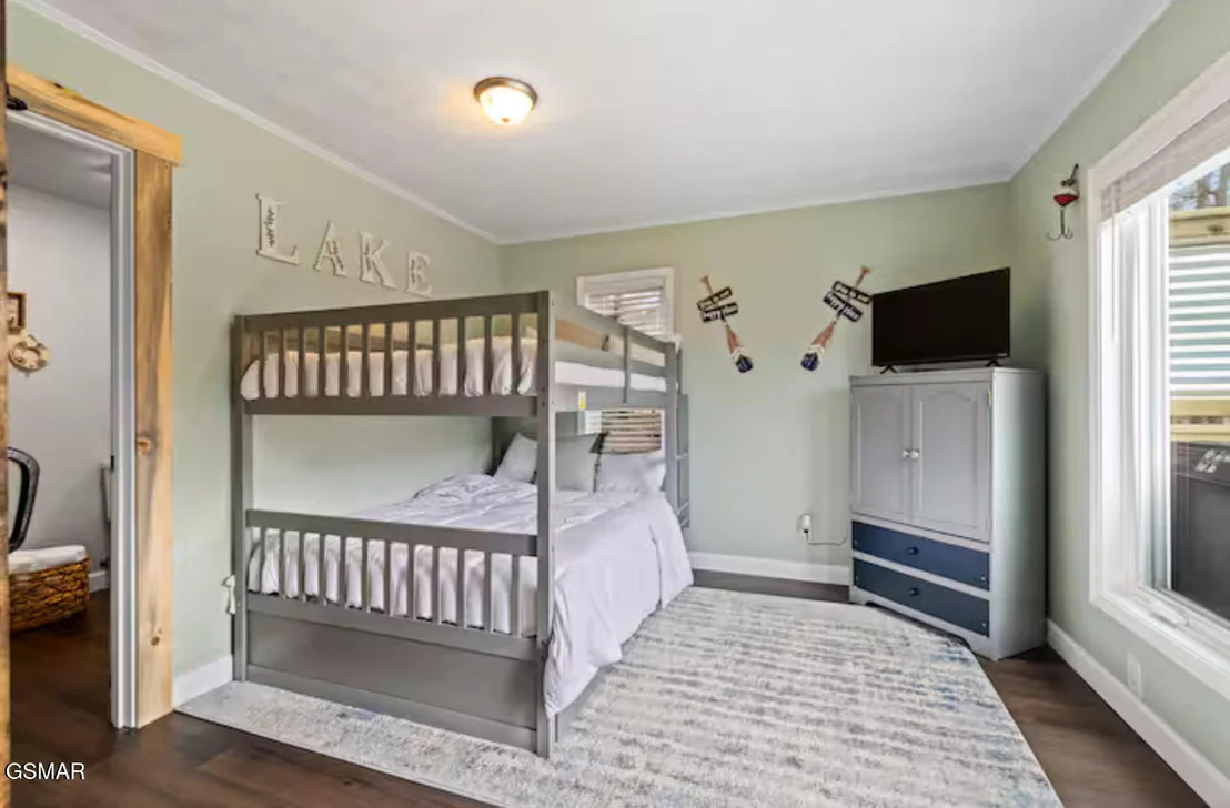 Photo of 1448 Dover Lane