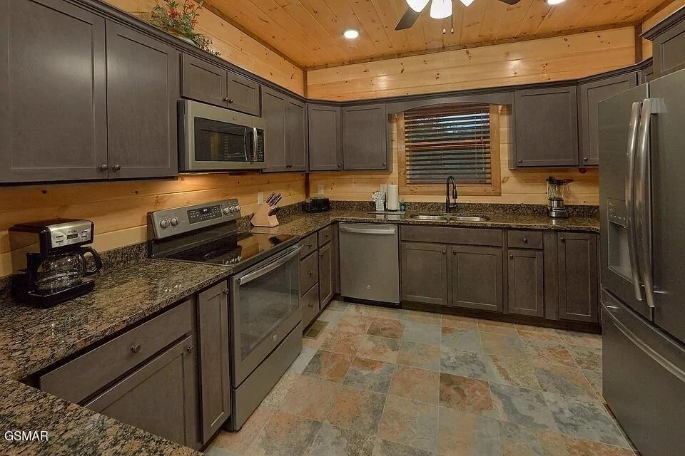 Photo of 3286 Lonesome Pine Way