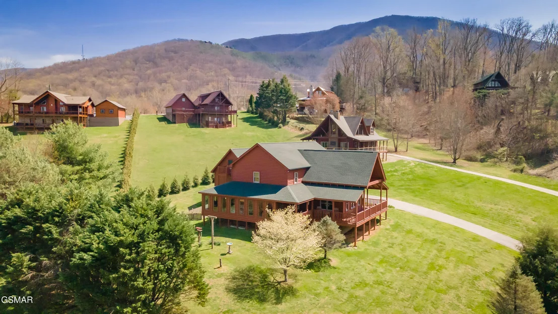 Photo of 3385 Clear Valley Drive