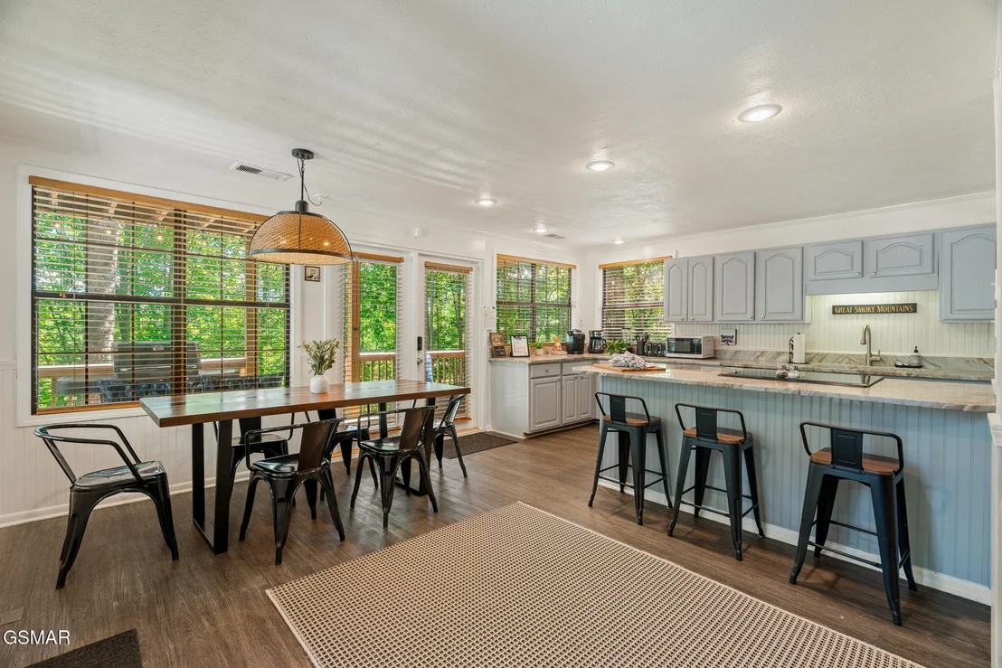Photo of 459 Sugar Mtn Way