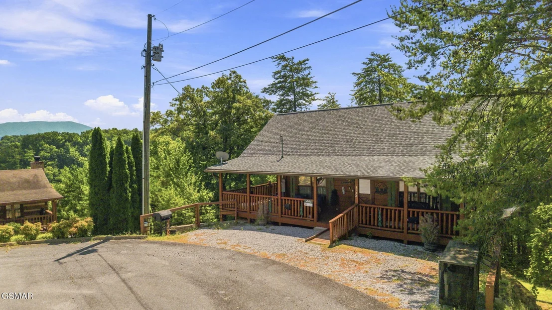 Photo of 1713 Bear View Road
