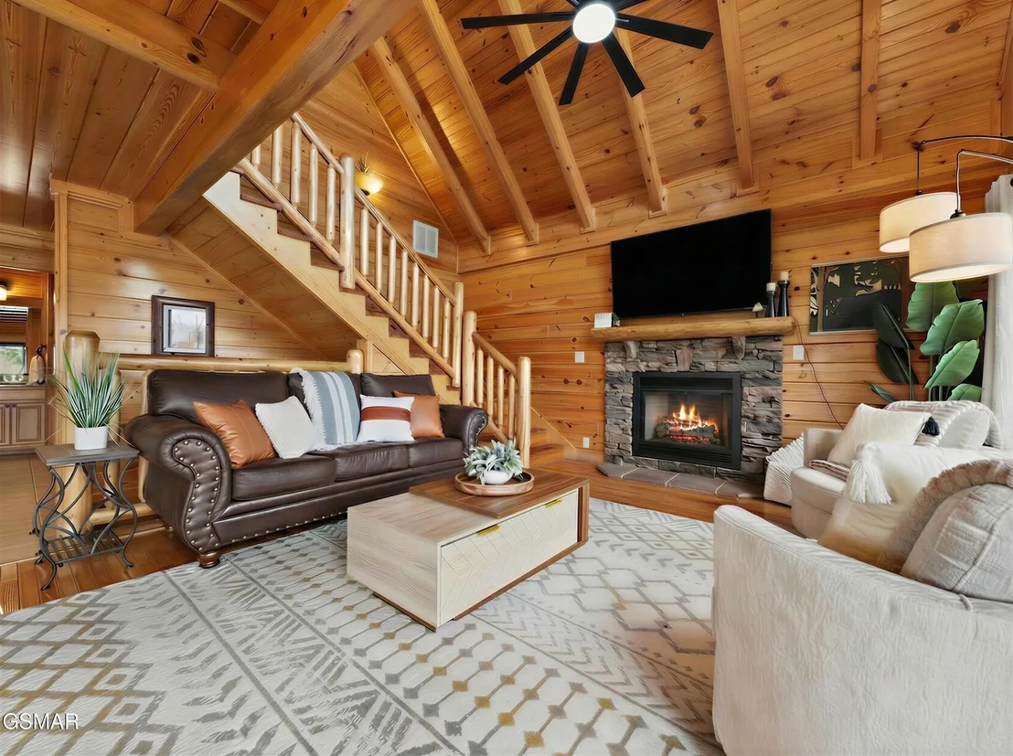 Photo of 1723 Summit View Way