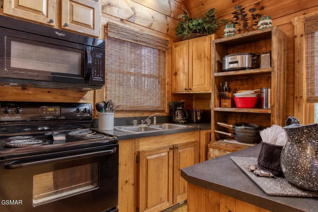 Photo of 2408 Balsam Circle