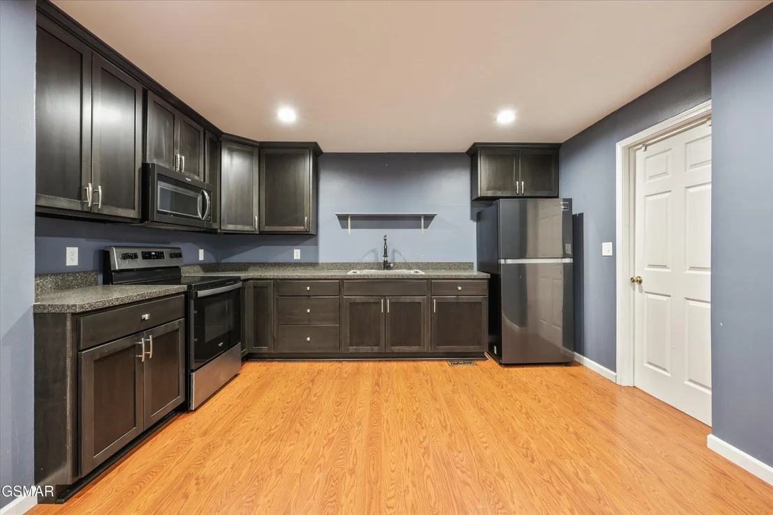 Photo of 1356 Bluegrass Road