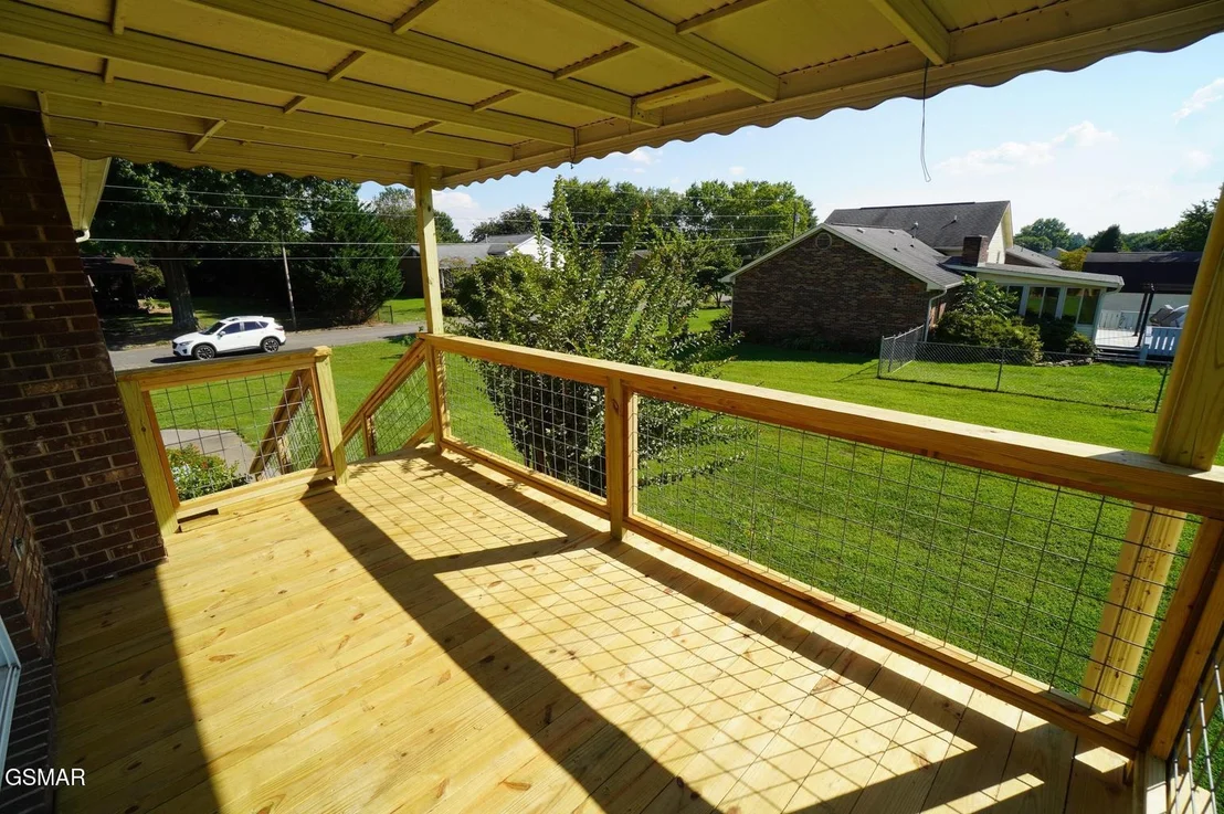 Photo of 633 Shaver Drive