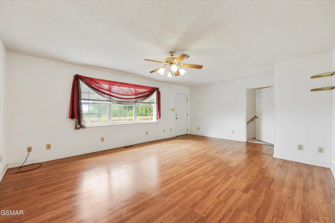 Photo of 632 Mountain View Drive