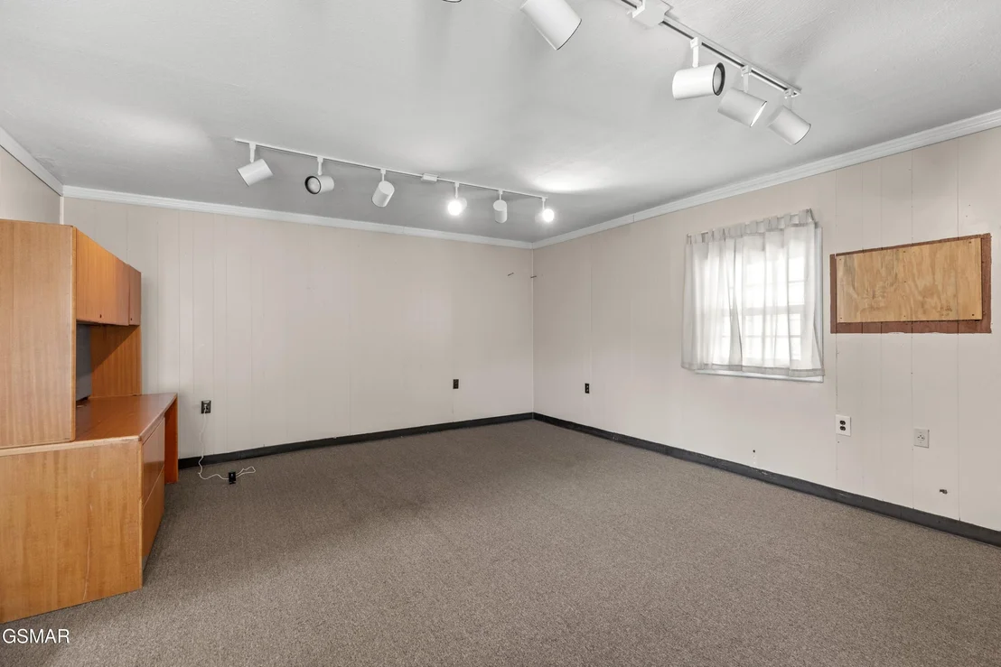 Photo of 240 Coffman Road