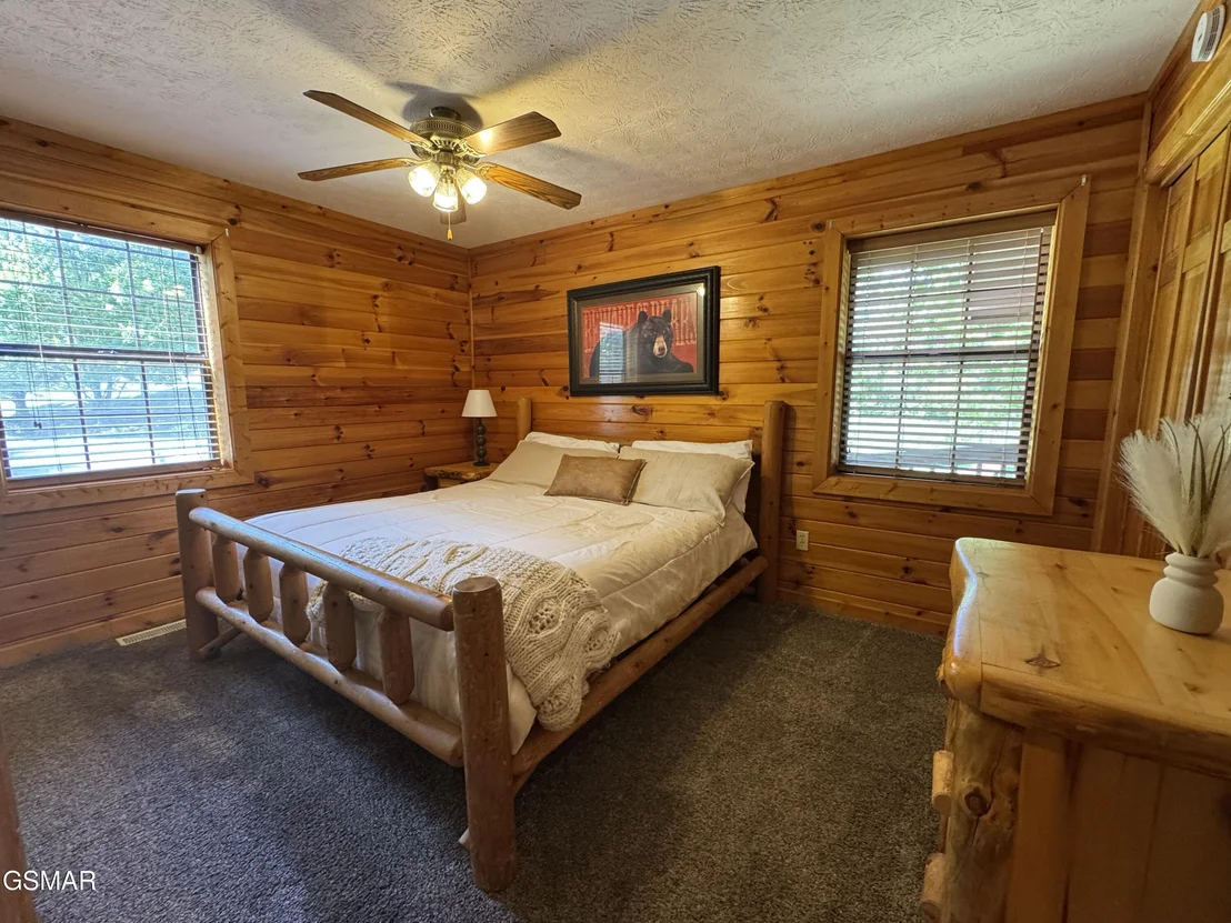 Photo of 2409 Walnut Cove Way