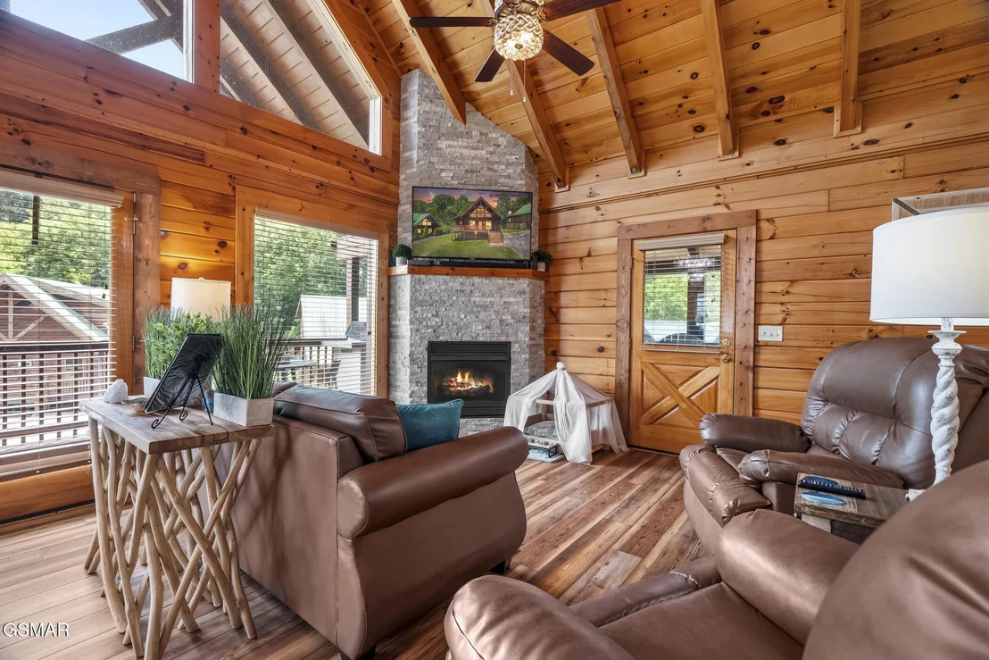 Photo of 605 Cherry Blossom Way