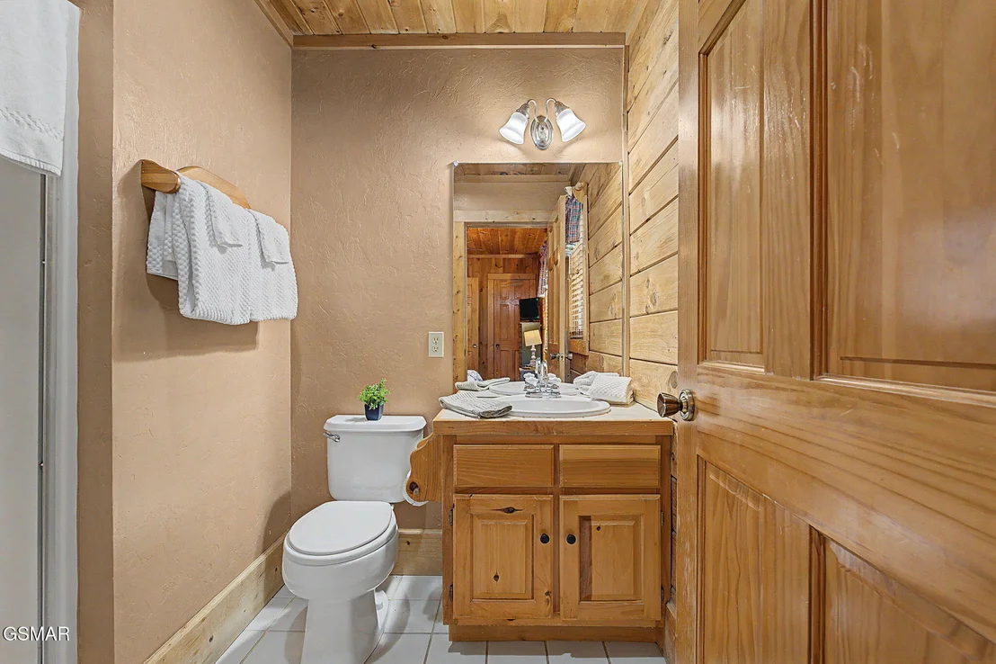 Photo of 852 Bear Run Way