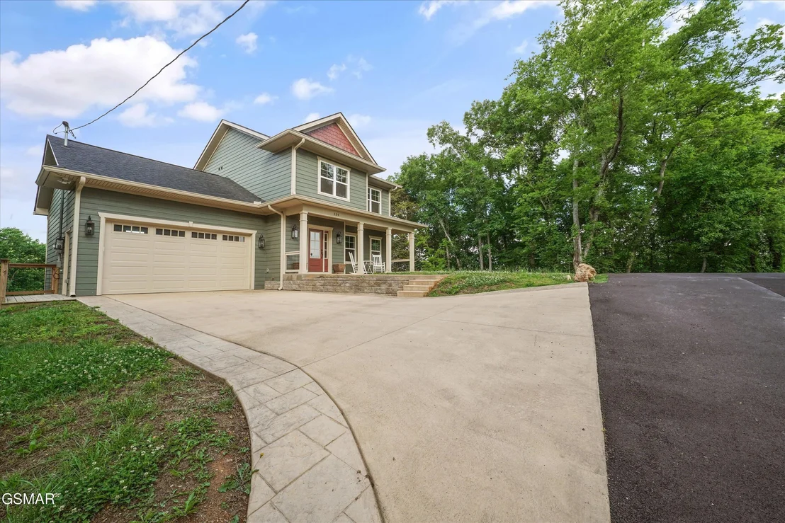 Photo of 534 Panorama Drive