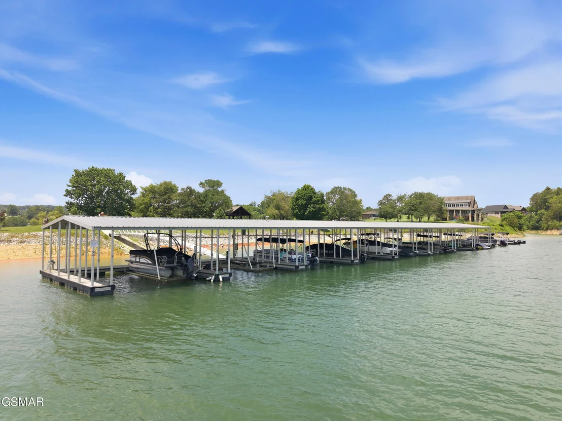 Photo of 705 Waters Edge