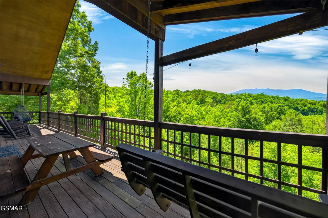 Photo of 2428 Breezy Road