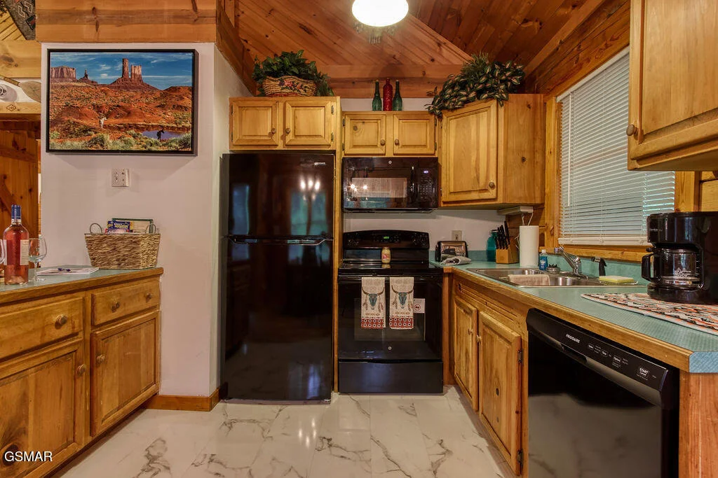 Photo of 282 Cherokee Path Way