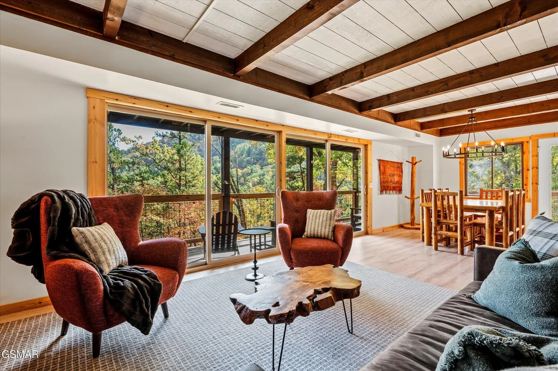 Photo of 2758 Overholt Trail