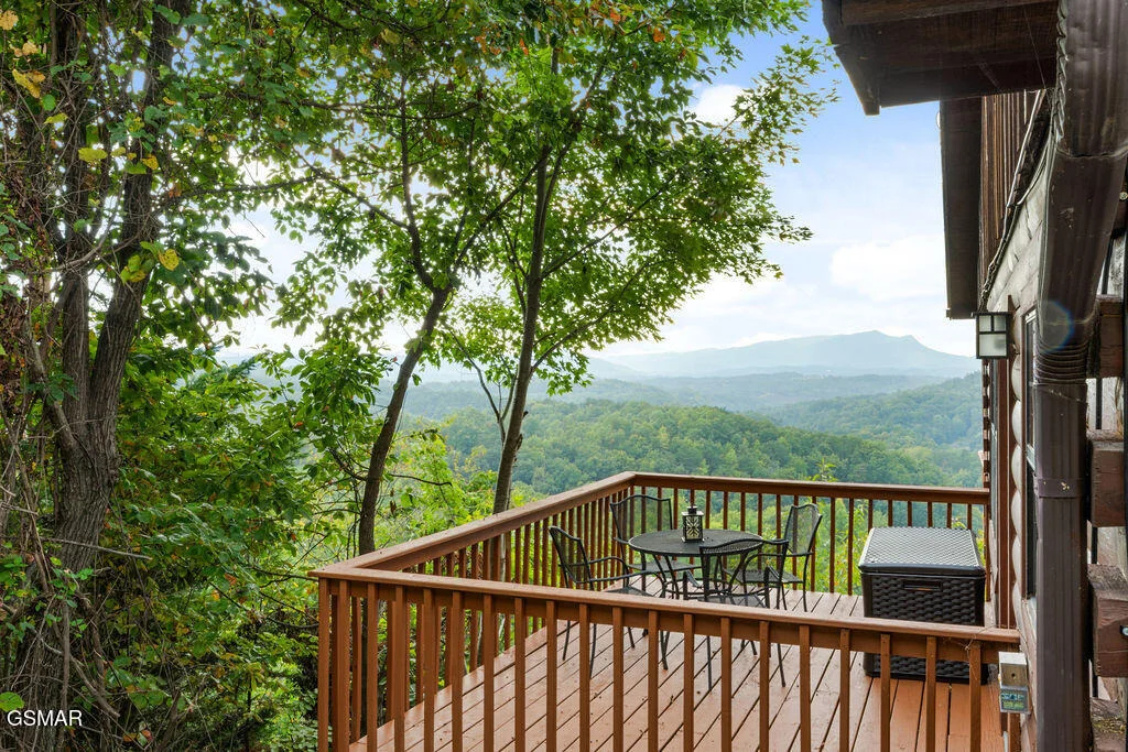 Photo of 1582 Bears Den Way